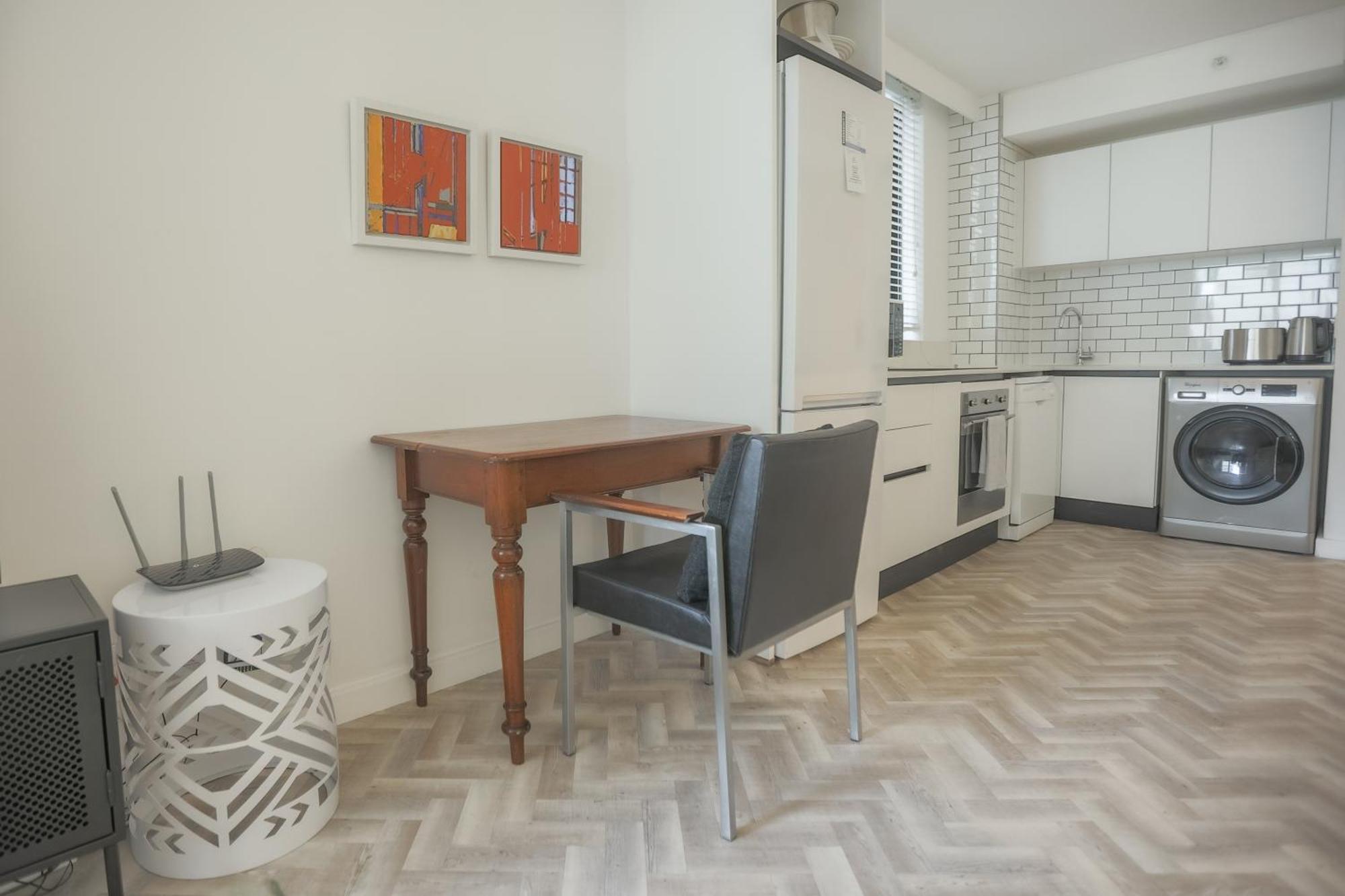 Table Mountain View In Quiet Centre Appartement Le Cap